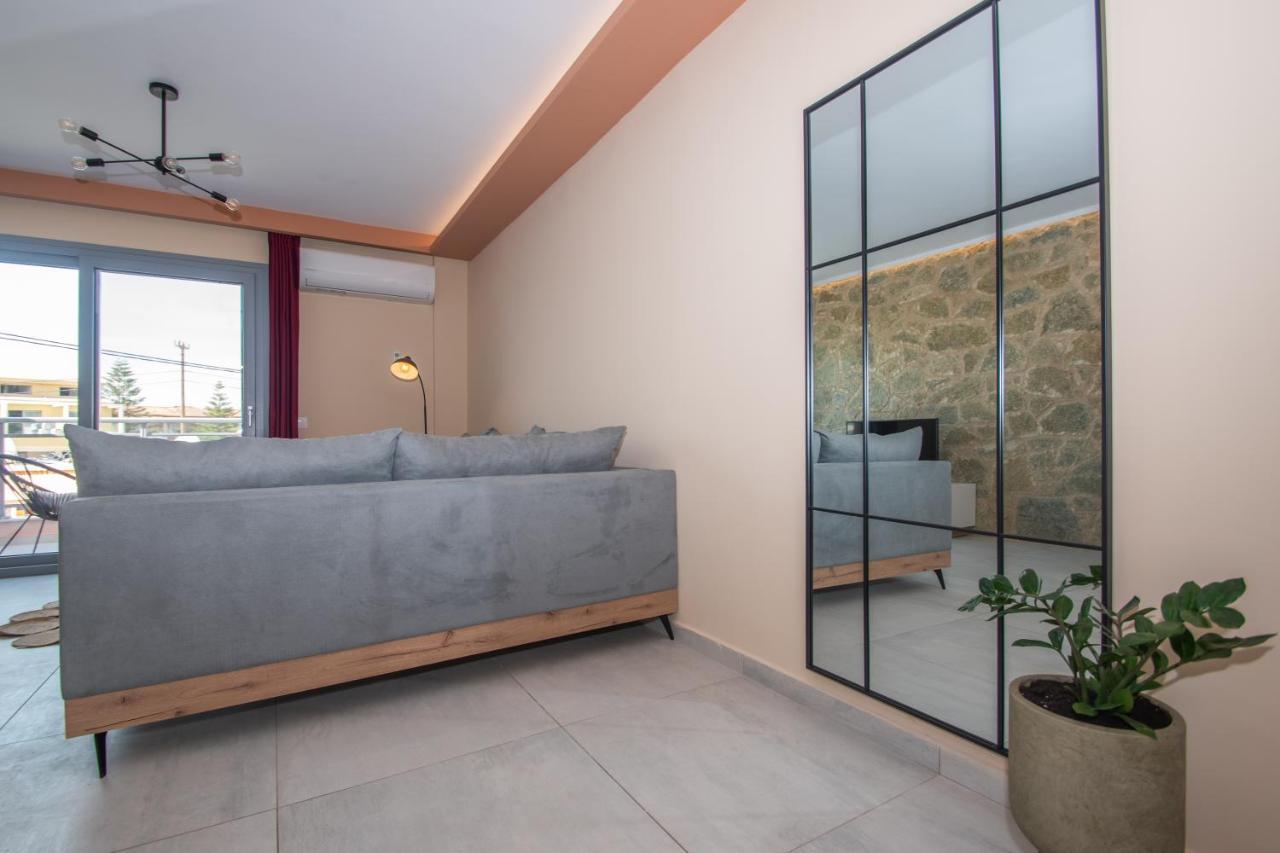 Gold Olive Apartment